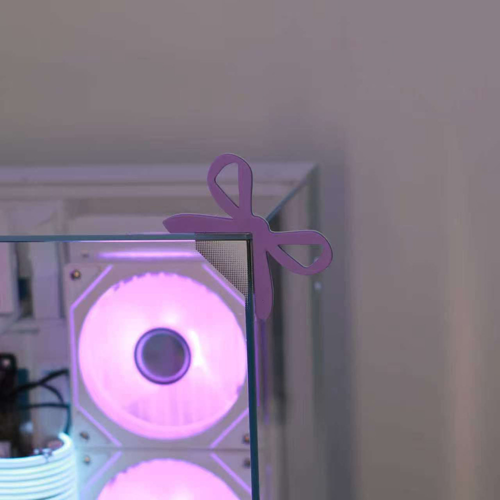 زينة شاشة الكمبيوتر على شكل في - مراجعة Pc Gaming Center وسعره