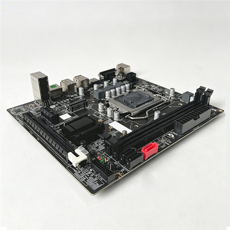 لوحة أم كلاسيكية للألعاب للكمب - مراجعة Pc Gaming Intel Core I7 وسعره